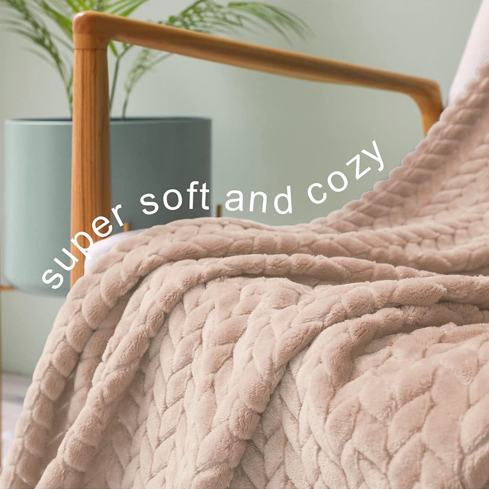 Tan/Beige Neutral Knit Jacquard Weave Pattern Decorative Warm Flannel Blanket - Picture 4 of 16